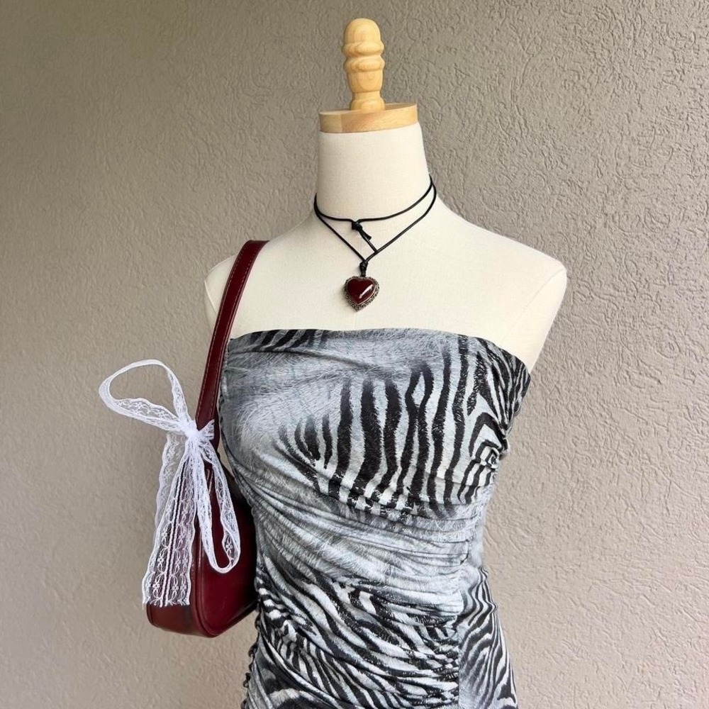Y2K Zebra Print Mini Dress Fits XS Strapless Going Out Party Mob Wife - Picture 2 of 8